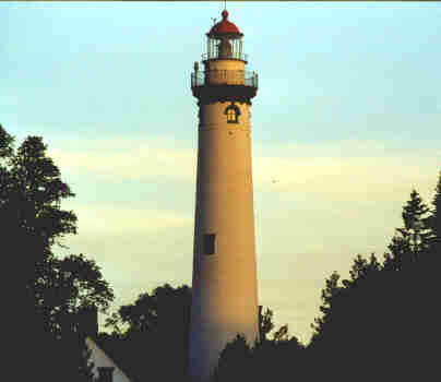 Lighthouse.JPG (8829 bytes)
